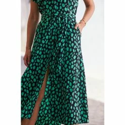 Sosandar Green Mark Making Short Sleeve Belted Shirt Dress -Sosandar unnamed file 1079