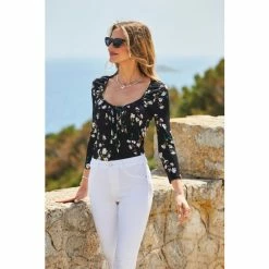 Sosandar Black Floral Print Ruched Front Top -Sosandar unnamed file 1784