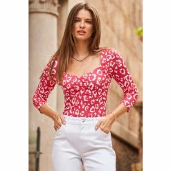 Sosandar Pink Ruched Front Sweetheart Neck 3/4 Sleeve Fitted Top