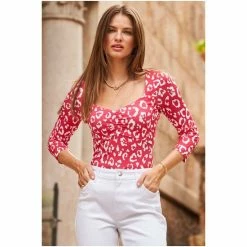 Sosandar Pink Ruched Front Sweetheart Neck 3/4 Sleeve Fitted Top -Sosandar unnamed file 1879