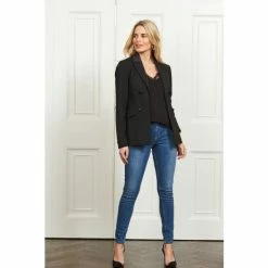 Sosandar Black Silky Detail Tuxedo Blazer -Sosandar unnamed file 2148