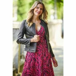 Sosandar Black Edge To Edge PU Jacket 3 Sosandar Black Edge To Edge PU Jacket -Sosandar unnamed file 2222