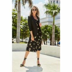 Sosandar Black Ruched Sleeve Linen Blazer -Sosandar unnamed file 2410