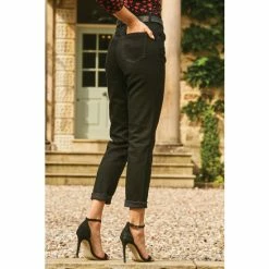 Sosandar Black Regular Slim Leg Mom Jeans -Sosandar unnamed file 2545