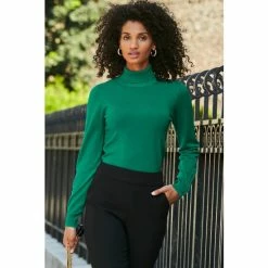 Sosandar Green Roll Neck Jumper With Hardware