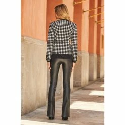 Sosandar Black Dogtooth Jumper -Sosandar unnamed file 2972