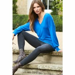 Sosandar Blue V Neck Fine Knit Jumper -Sosandar unnamed file 2998