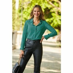 Sosandar Green Button Through Shirt -Sosandar unnamed file 3318
