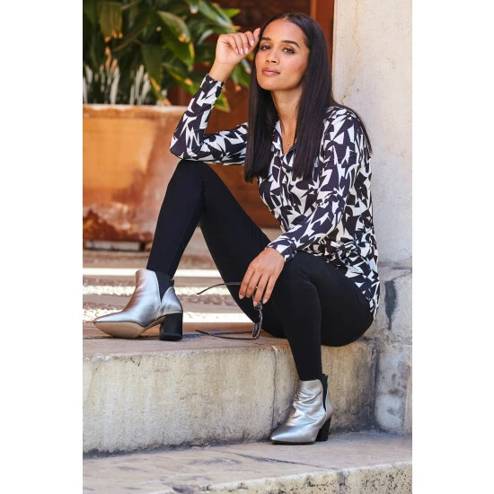 unnamed-file-3412.jpg Sosandar Black Tie Waist Button Through Shirt -Sosandar unnamed file 3412