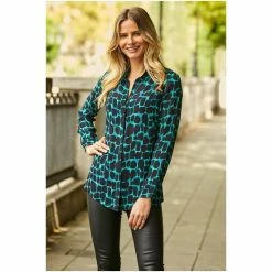Sosandar Green Button Through Shirt -Sosandar unnamed file 3419