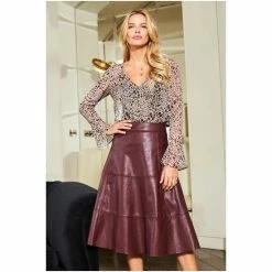 Sosandar Red PU Full Skirt 5 Sosandar Red PU Full Skirt -Sosandar unnamed file 3604