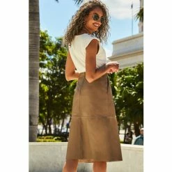 Sosandar Brown Leather A Line Skirt With Pockets -Sosandar unnamed file 3632