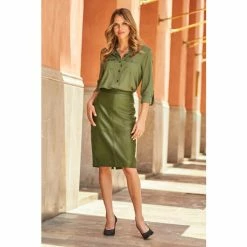 Sosandar Green Leather Panelled Pencil Skirt 3 Sosandar Green Leather Panelled Pencil Skirt -Sosandar unnamed file 3649