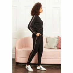 Sosandar Black Leopard Panel Lounge Top Co-Ord -Sosandar unnamed file 3703