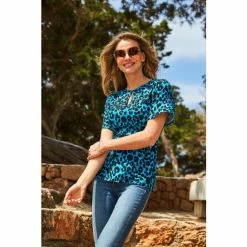 Sosandar Blue Keyhole Detail Top -Sosandar unnamed file 3784