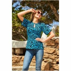 Sosandar Blue Keyhole Detail Top -Sosandar unnamed file 3785