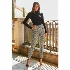 Sosandar Black Dogtooth Legging With Zip Detail Pockets