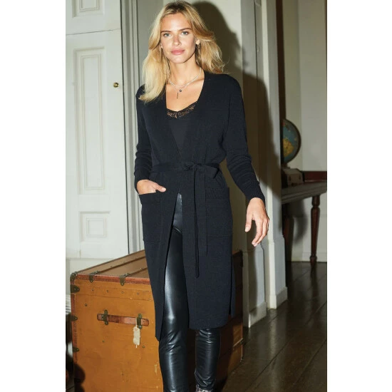 unnamed-file-4030.jpg Sosandar Black Longline Belted Cardigan With Pockets -Sosandar unnamed file 4030