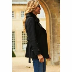 Sosandar Black Wool Mix Coat With Faux Fur Collar 2 Sosandar Black Wool Mix Coat With Faux Fur Collar -Sosandar unnamed file 4179