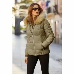 Sosandar Green Padded Faux Fur Trim Premium Coat 2 Sosandar Green Padded Faux Fur Trim Premium Coat -Sosandar unnamed file 4233