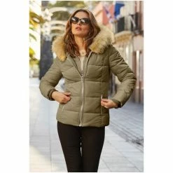 Sosandar Green Padded Faux Fur Trim Premium Coat 5 Sosandar Green Padded Faux Fur Trim Premium Coat -Sosandar unnamed file 4236
