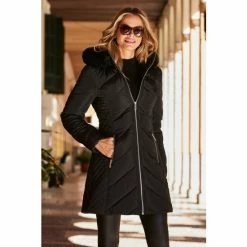 Sosandar -Sosandar unnamed file 4255