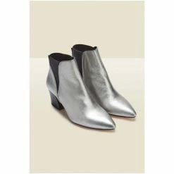 Sosandar Silver Leather Mid Heel Chelsea Boot -Sosandar unnamed file 4267