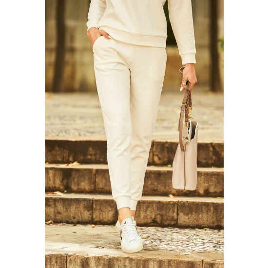 unnamed-file-4750.jpg Sosandar White Super Soft Gold Stud Pocket Detail Joggers -Sosandar unnamed file 4750