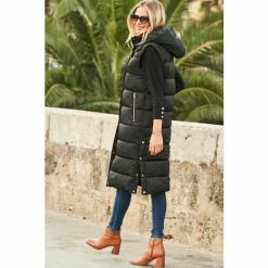 Sosandar Black Longline Padded Gilet 3 Sosandar Black Longline Padded Gilet -Sosandar unnamed file 4801