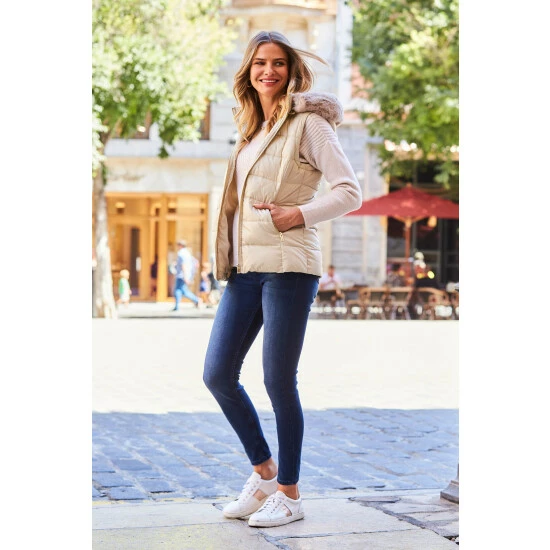 unnamed-file-4812.jpg Sosandar Neutral Padded Gilet With Fur Hood -Sosandar unnamed file 4812