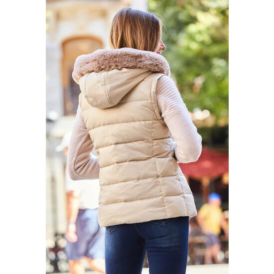 unnamed-file-4813.jpg Sosandar Neutral Padded Gilet With Fur Hood -Sosandar unnamed file 4813