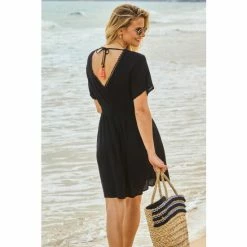 Sosandar Black Embroidered Floral Detail Tie Back Beach Kaftan -Sosandar unnamed file 4923