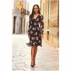 Sosandar Black Floral Print Wrap Front Dress -Sosandar unnamed file 54