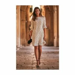 Sosandar Ivory Spot Swing Dress -Sosandar unnamed file 723